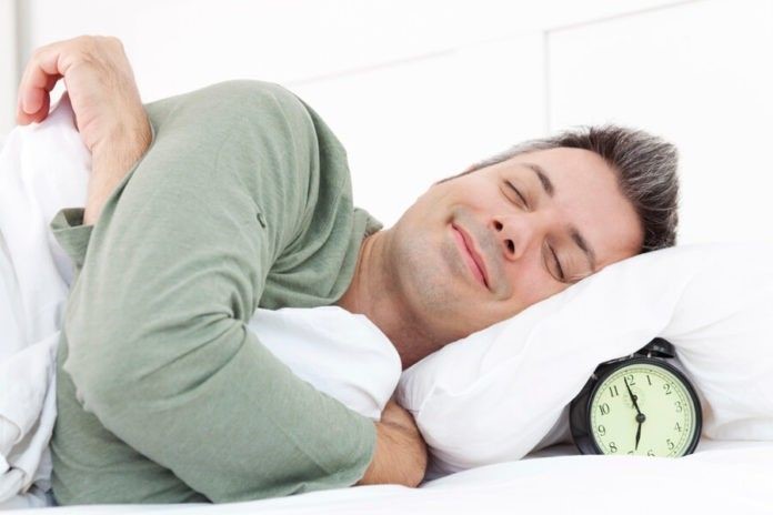 اگر بدنبال یک خواب اسوده و راحت هستید تشک طبی فنری را امتحان کنید