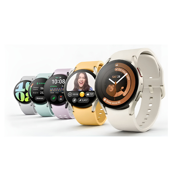 ساعت هوشمند پنج مورد سامسونگ مدل Galaxy Watch 6 47mm R960 همراه با نمایش قابلیتها