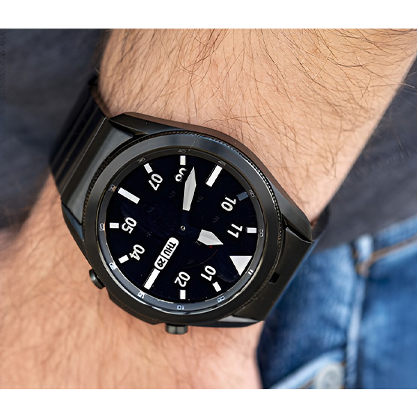 ساعت هوشمند سامسونگ مدل Galaxy Watch 3 R840-45mm رنگ مشکی در دست